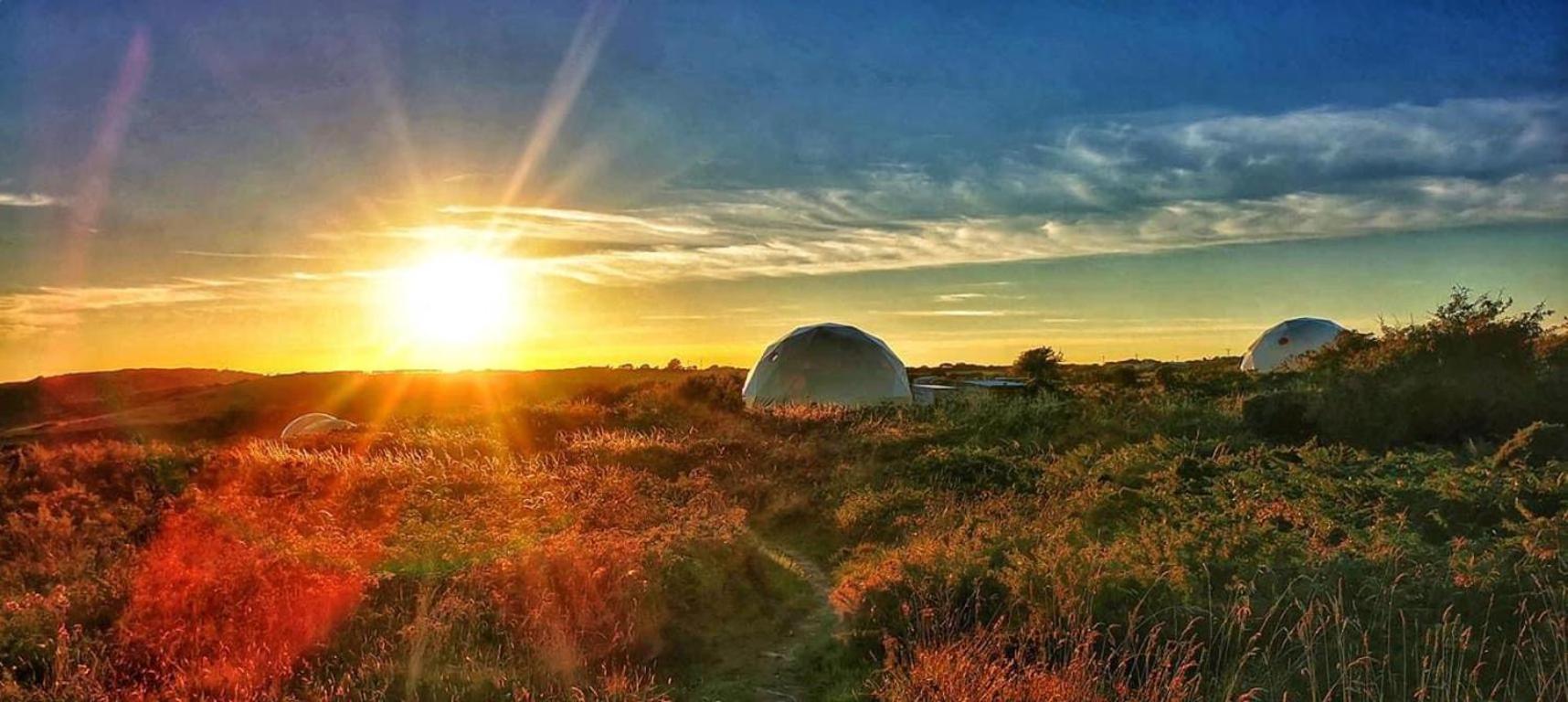 Geodome With Sea Views Near Pendine Villa Kültér fotó