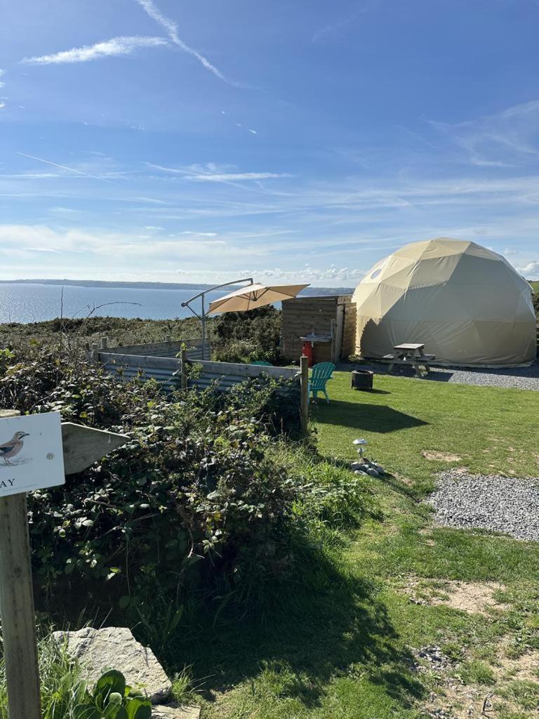 Geodome With Sea Views Near Pendine Villa Kültér fotó